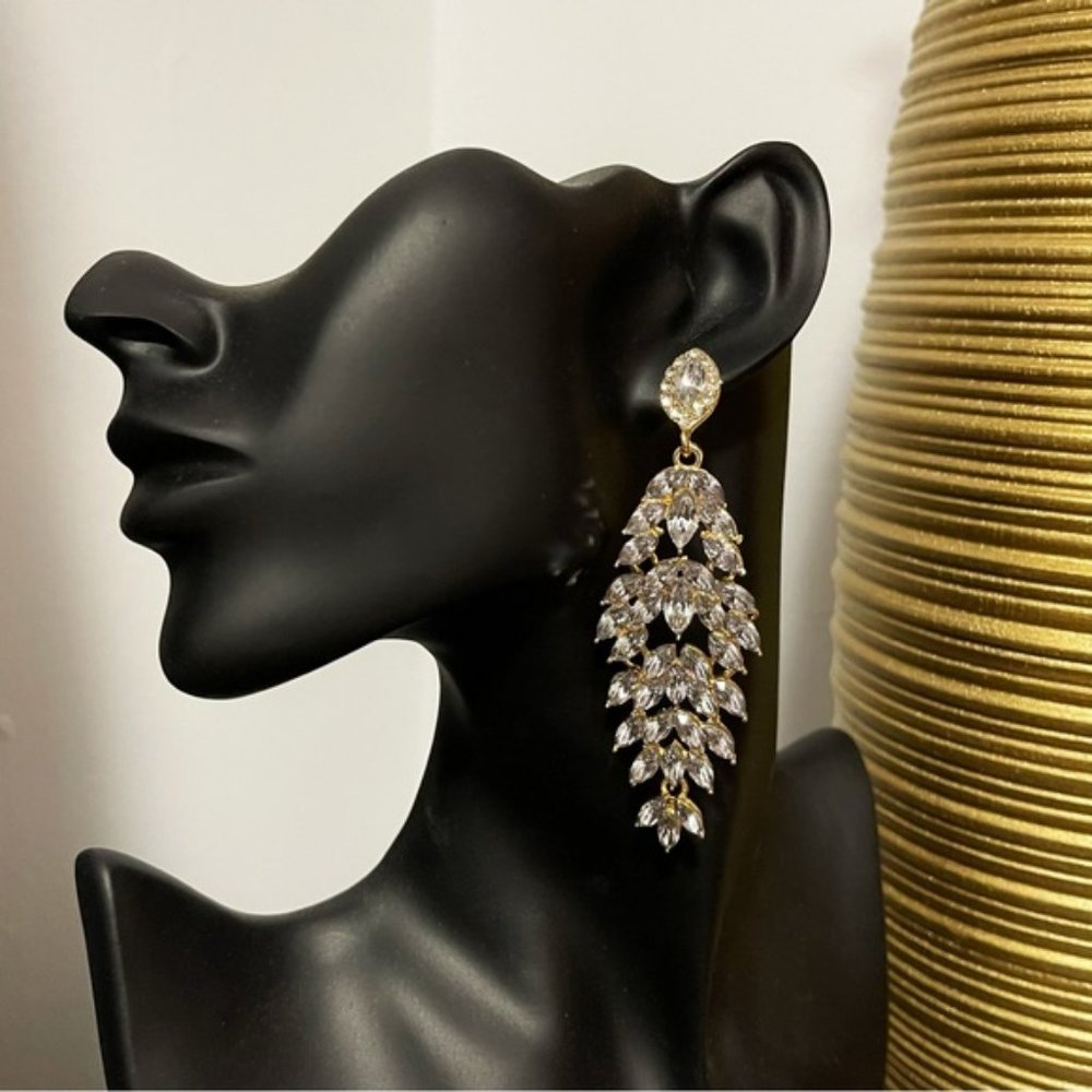 ✨Elegant Clear Crystal Rhinestones Chandelier Drop Earrings